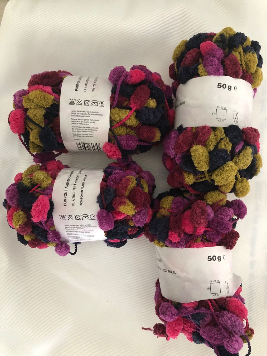 Lana: 4x Pompon Wolle, Handstrickgarn, Basteln, Winterzeit! – Nuovo (secondo la descrizione) da Bremgarten AG venduto da Ora2017 1