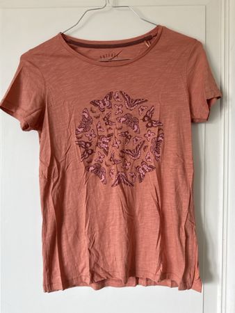 Damen T-Shirt Schmetterlingprint Koralle Grösse ca. M
