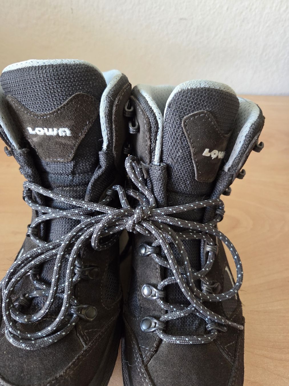 Lowa Scarpe da donna: Lowa Sciora Evo GTX Mid Goretex Damen   Wanderschuh Gr.38 – Usato da Winterthur venduto da katzen07 4
