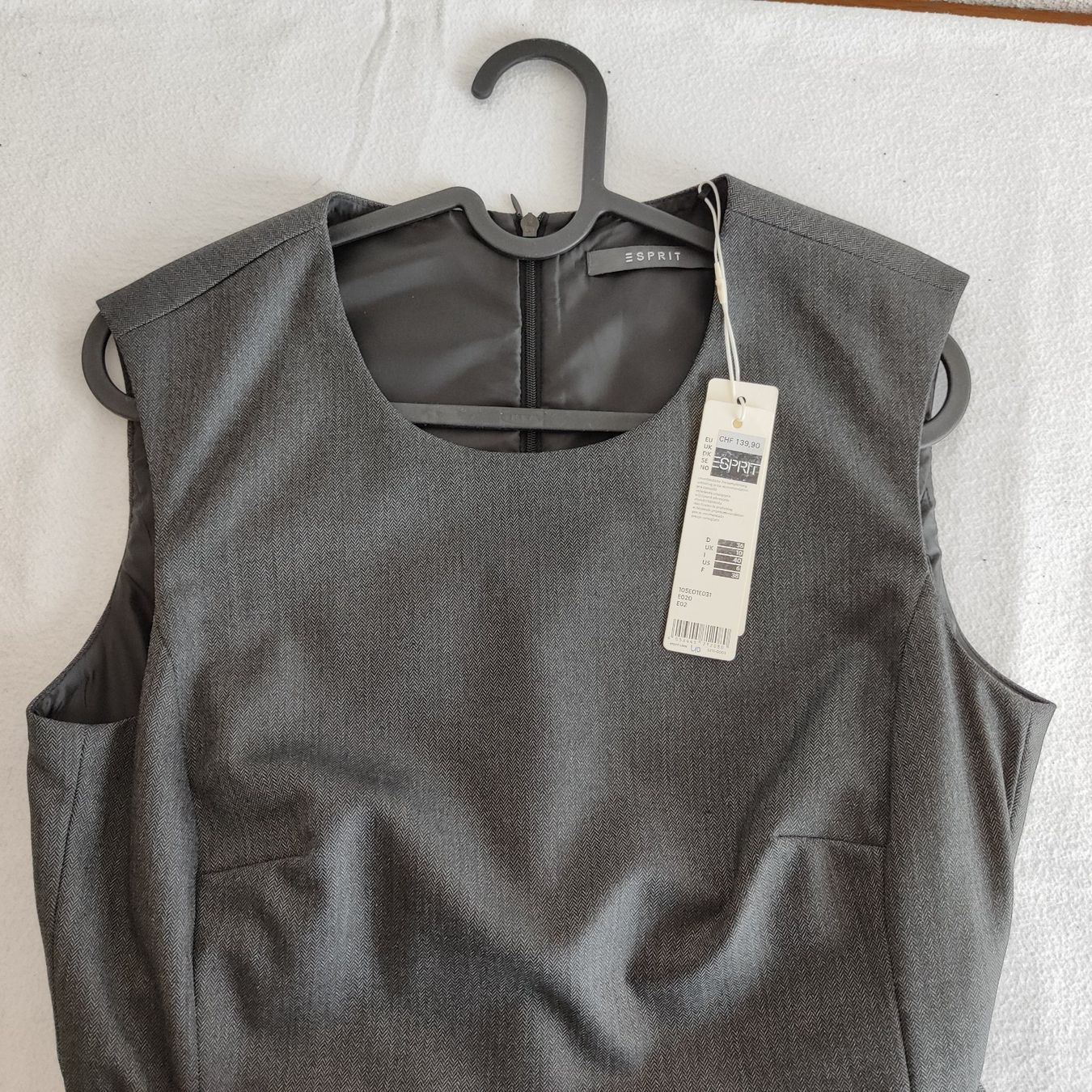 Esprit Kleider: Esprit, Etuikleid mit Gürtel, Gr: 36D/38F, Neu – Neu und originalverpackt aus Ruetihof von Sunny-Summer 5