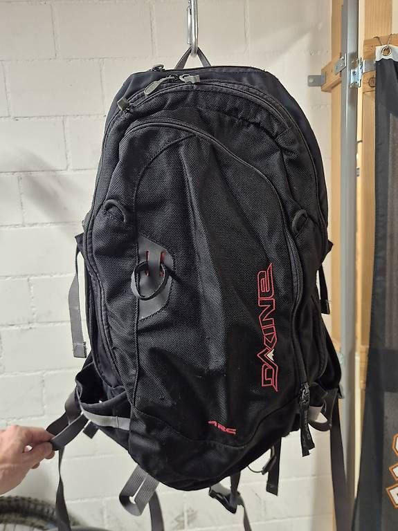 Zaini: Dakine mountaineering bag 40L – Usato da Zürich venduto da AeroPiero 4
