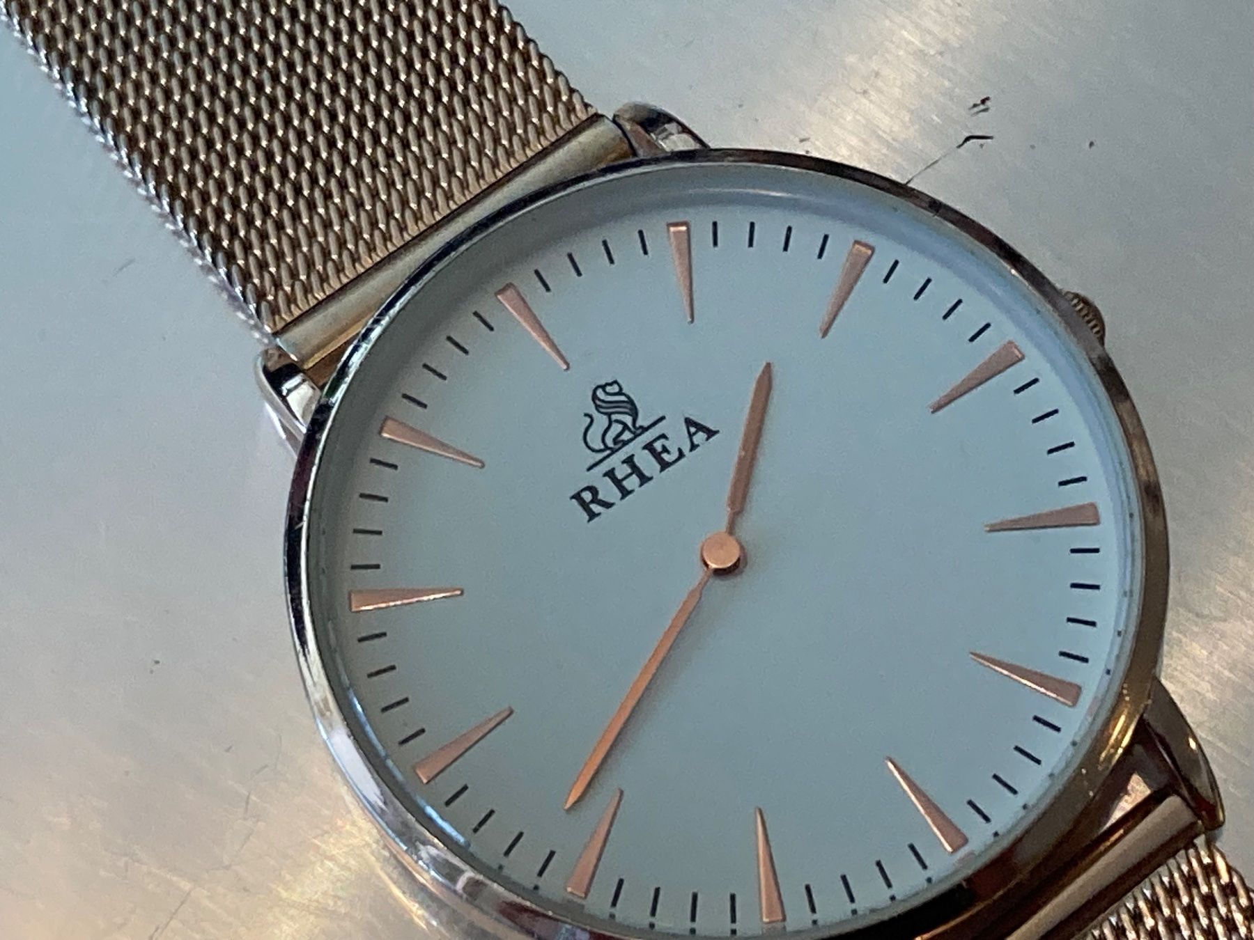 Orologi: Montre Rhea  doré rose – Usato da Marly venduto da Antigona71