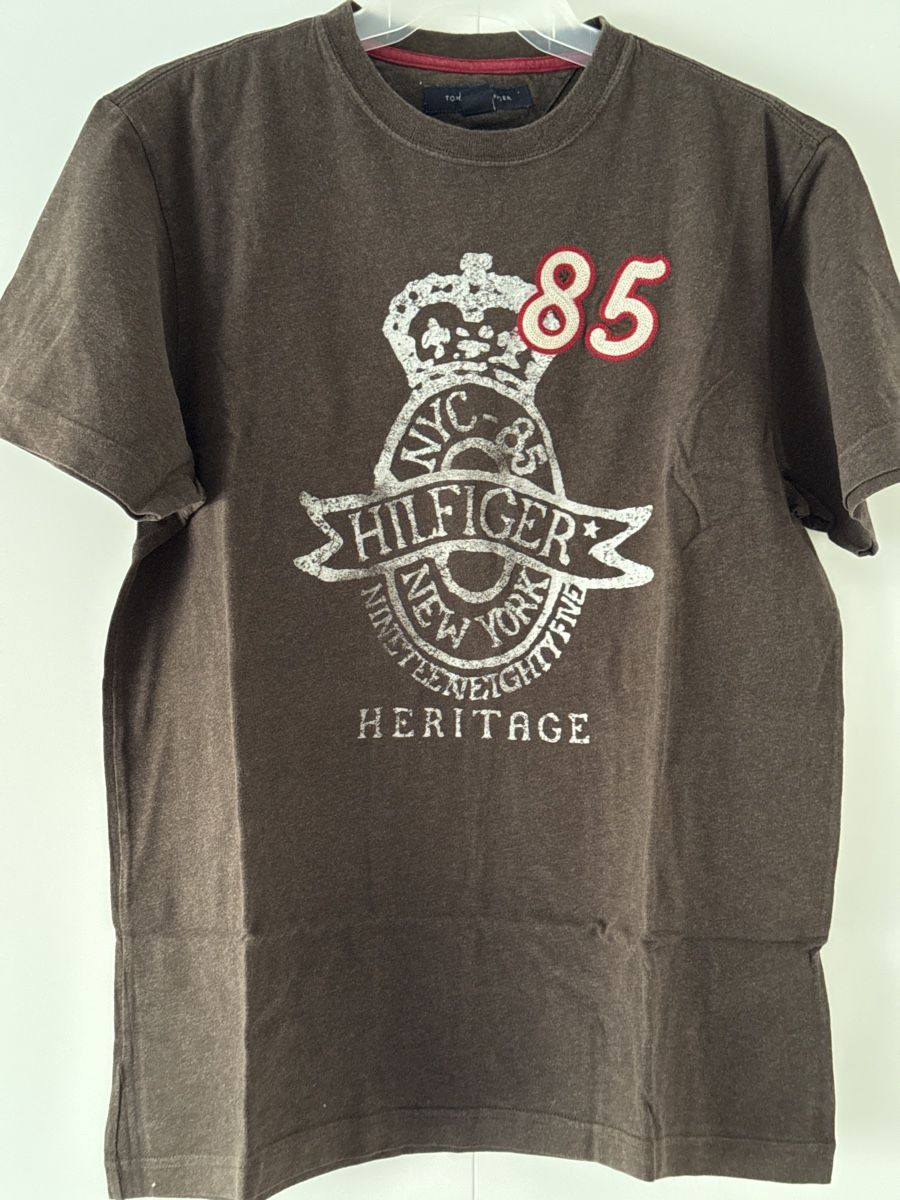 Tommy Hilfiger T-shirt: T-shirt TOMMY HILFIGER – Usato da Lausanne venduto da joshua75