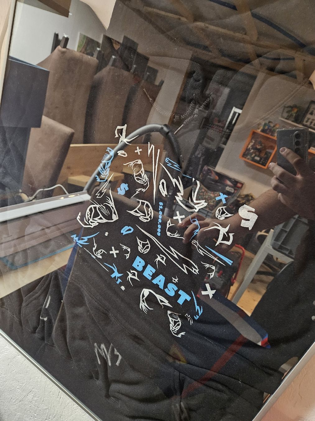 Maglioni & Felpe: Mr.Beast Hoodie mit Unterschrift. – Nuovo e nell'imballaggio originale da Emmenbrücke venduto da BaconCola
