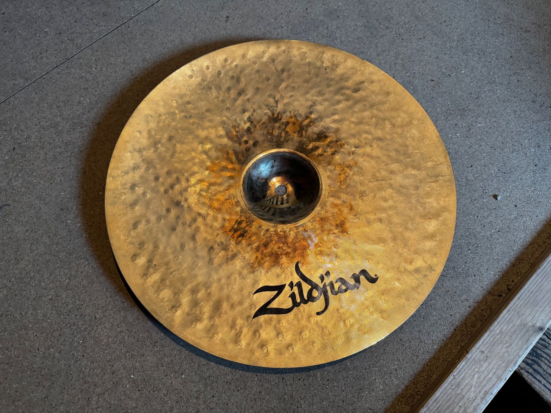 Zildjian Strumenti musicali: Zildjian K Custom Fast Crash 15” – Usato da Zürich venduto da colorblindrummer 1