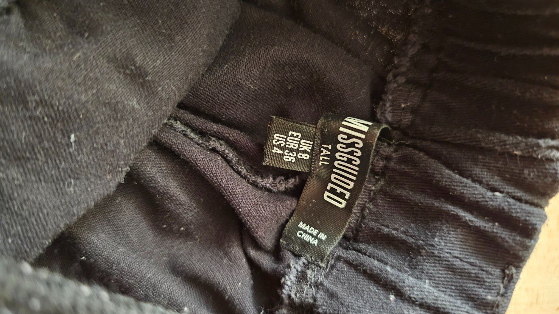 Pantaloni: Missguided Tall Hose, Schwarz, Gr. 36 – Usato da Suberg venduto da nat_qvg5 1