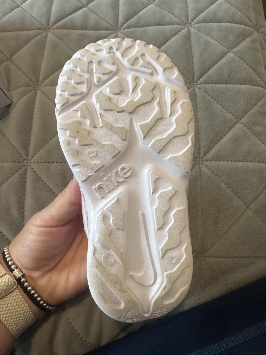 Nike Scarpe per ragazze: Nike 26 – Nuovo (secondo la descrizione) da Baden venduto da ccu_2dqq 3
