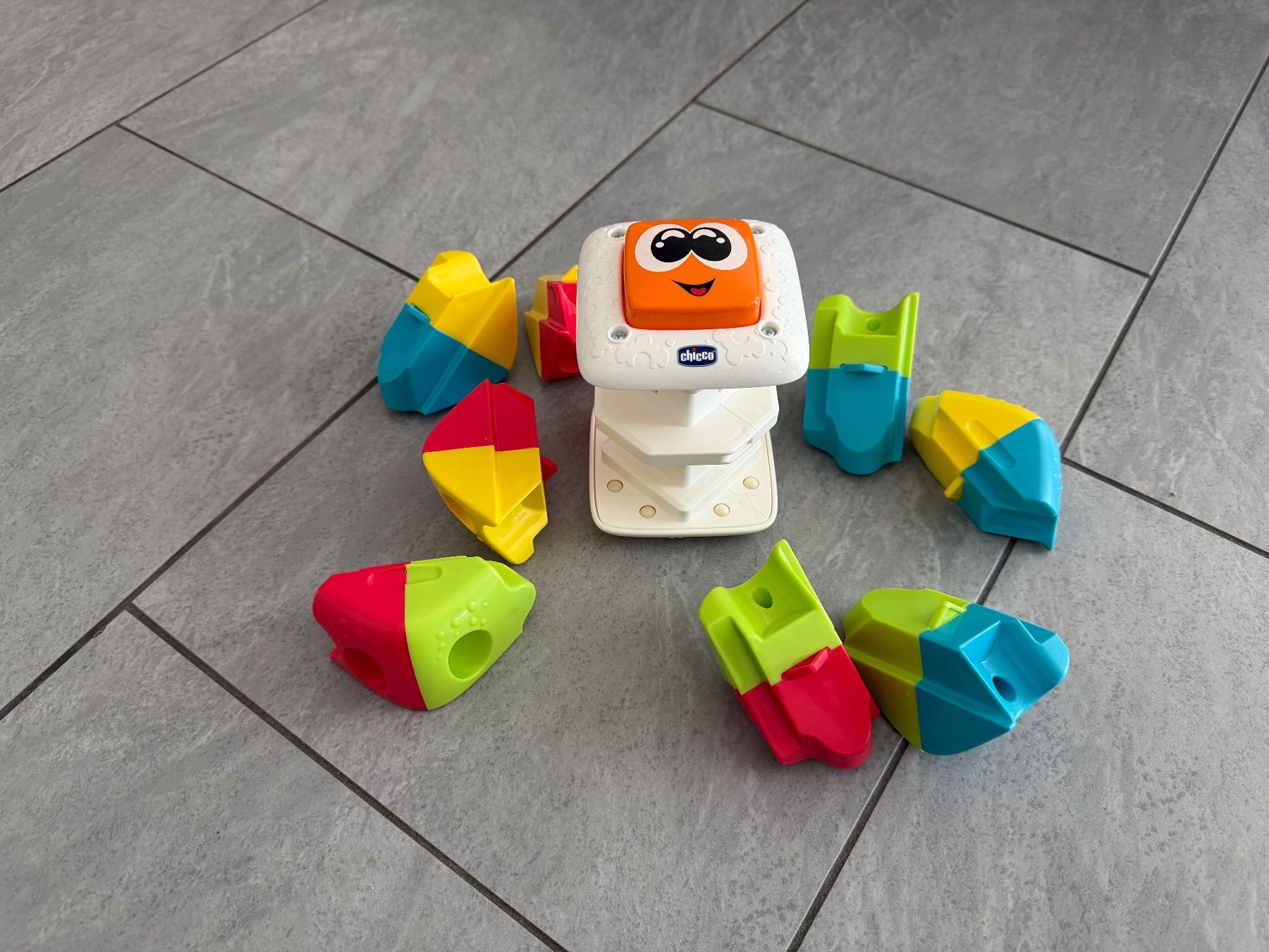 Chicco Giocattoli: Chicco 2 in 1 Q Block – Usato da Bülach venduto da Loredana13 2