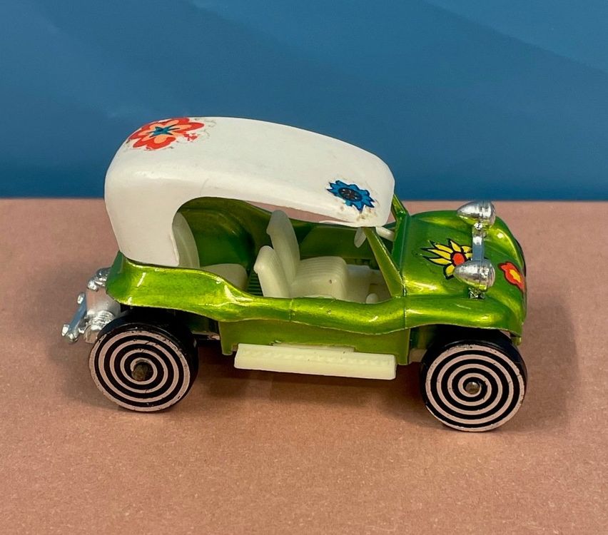 VOLKSWAGEN DUNE BUGGY rose 1/55 80's majorette 232 repro box EUR 3,00 - FR