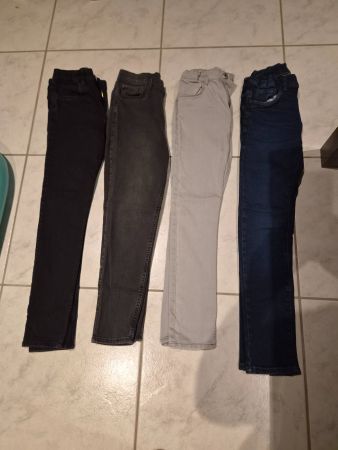 4 schöne Hosen Gr. 152 Skinny Fit