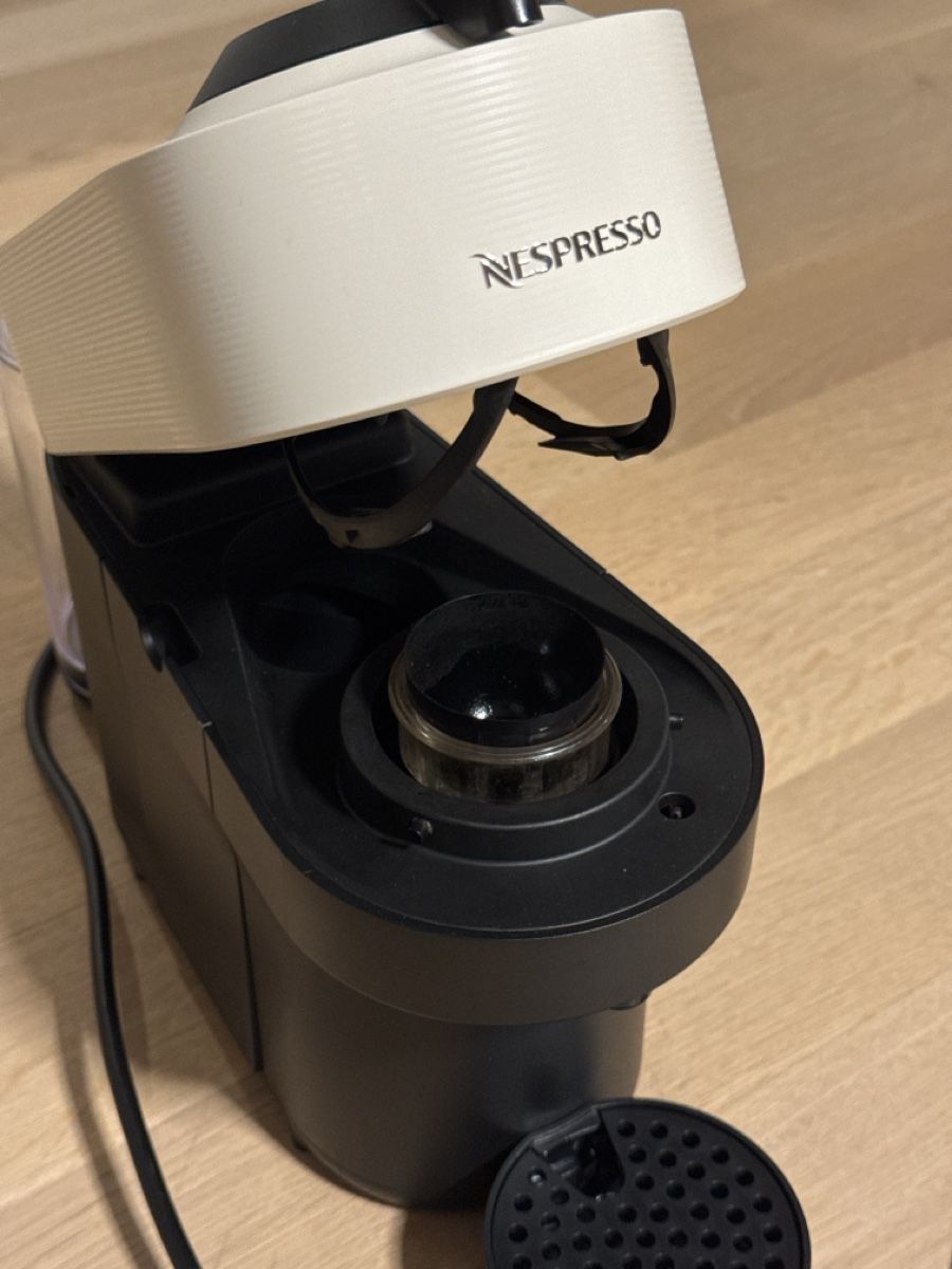 Nespresso Macchine per caffè & Macchine per espresso: Nespresso Vertuo Pop Coconut White – Usato da Wallisellen venduto da St3B1g 1