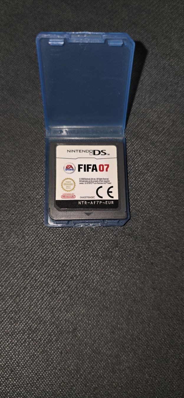 Nintendo Giochi: Jeu Nintendo DS FIFA 07  – Usato da Rue venduto da Mauro7
