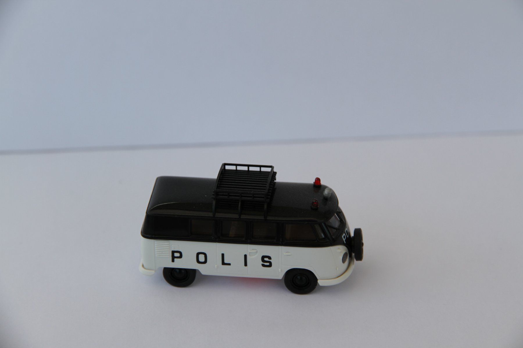 Brekina Modellini d'auto: VW T1, Polis, Brekina, HO – Nuovo (secondo la descrizione) da Nesselnbach venduto da ubourson 3