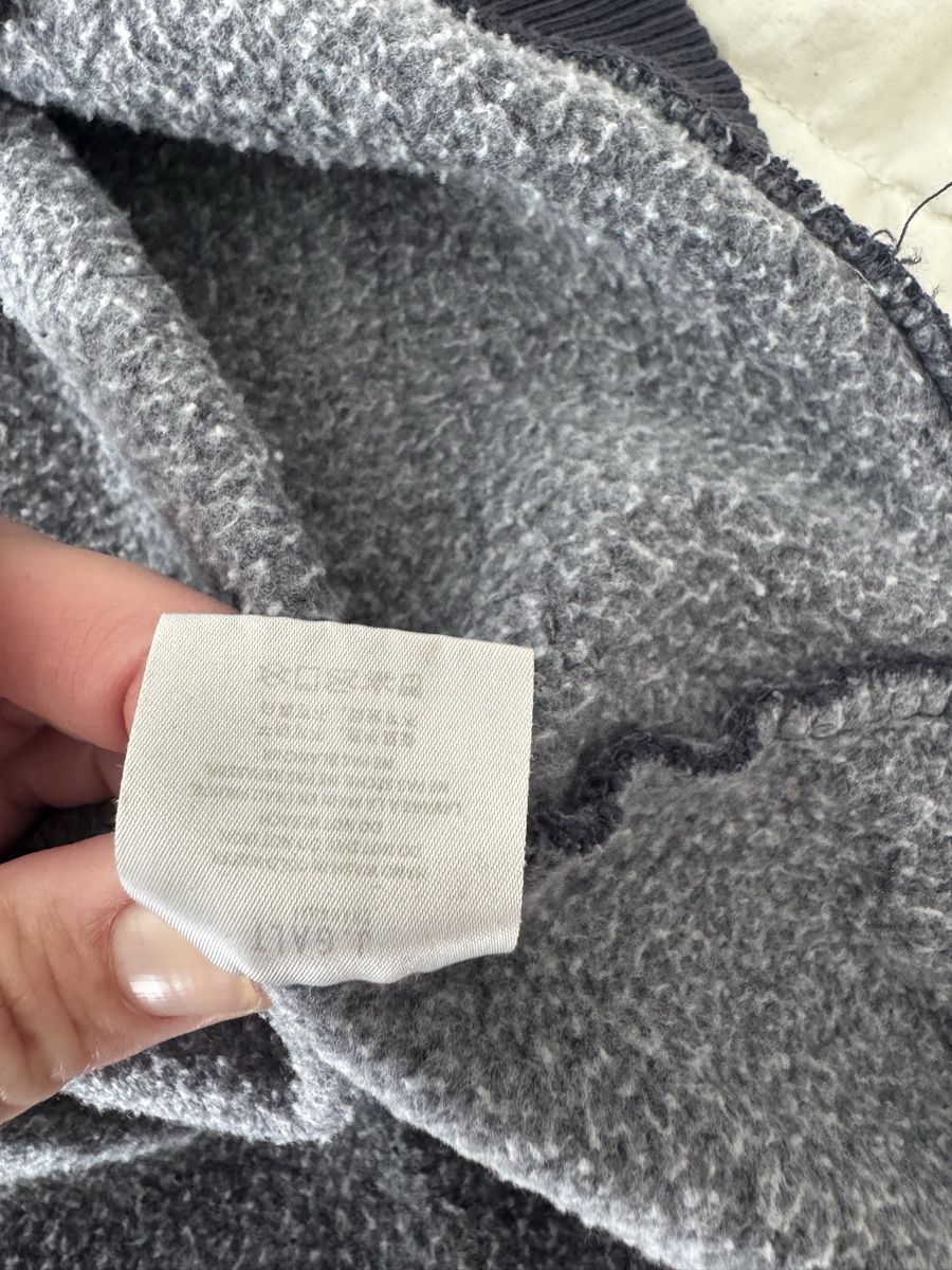 Brandy Melville Pullover & Sweatshirts: Pull-over Brandy Melville gris col à boutons état correct – Gebraucht aus Genève von lejardindesvetements 5