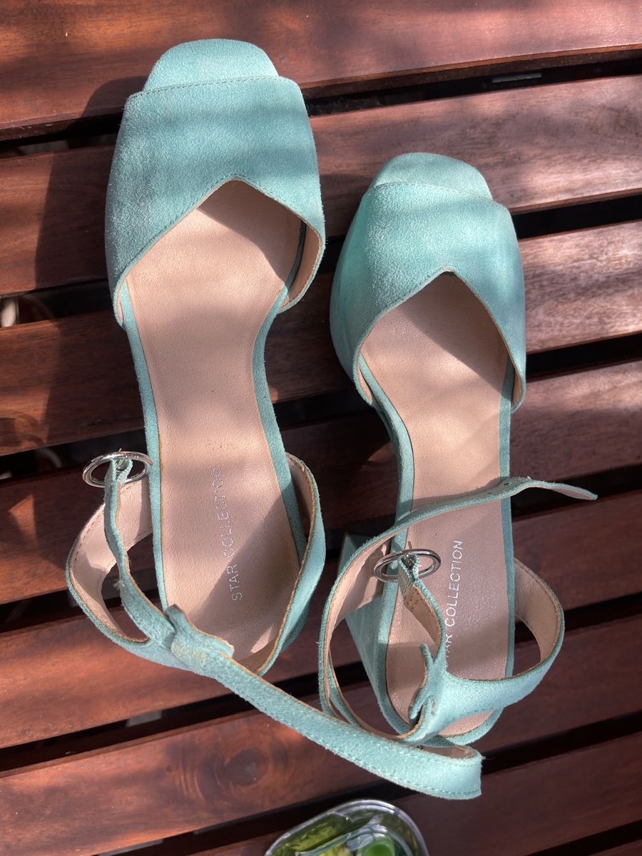Damenschuhe: Plateau Sandale mintgrün Grösse 37 – Gebraucht aus Oetwil am See von san_9t8c 2