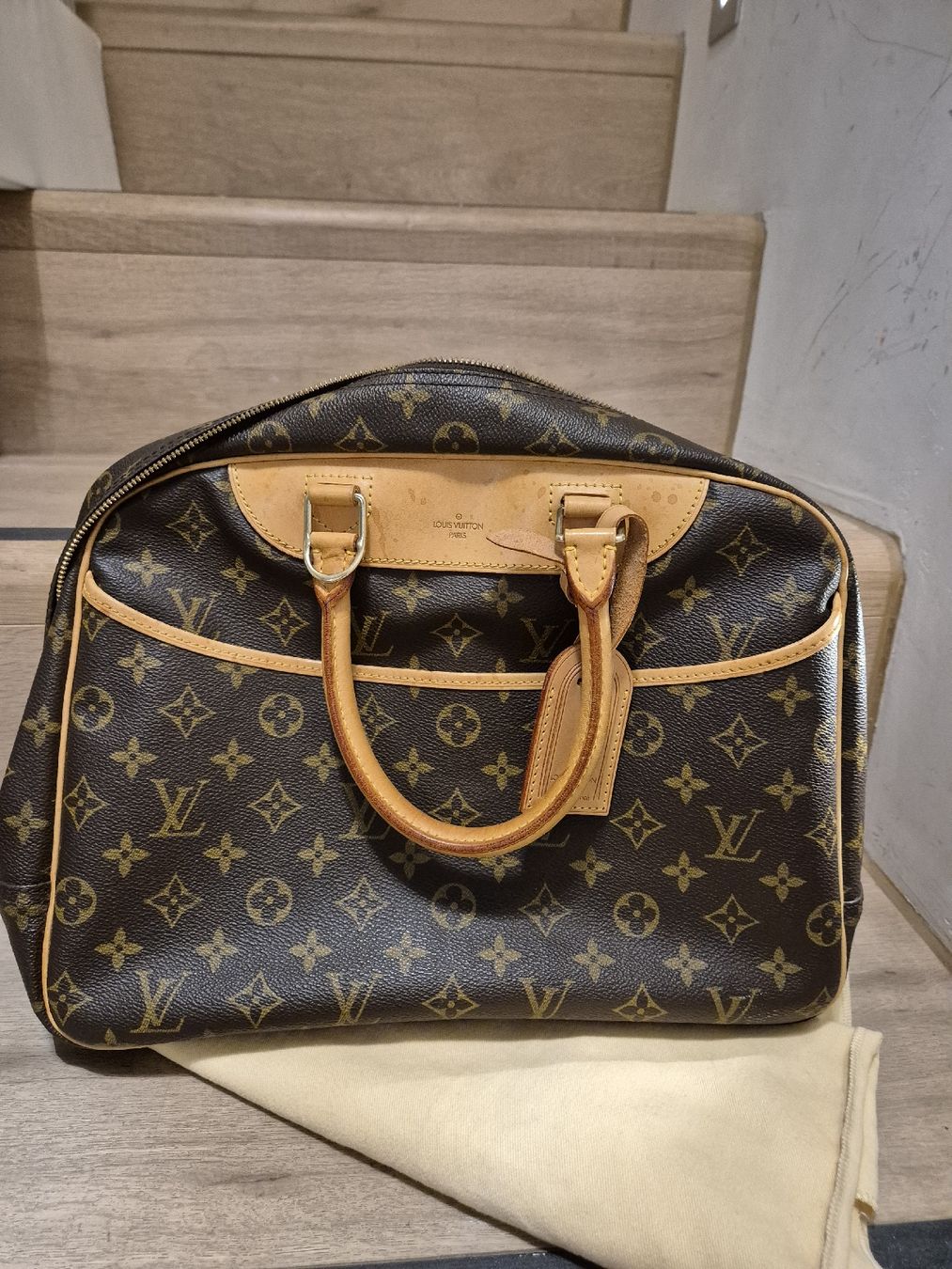 Louis Vuitton Borse: Louis vuitton Deuville – Nuovo (secondo la descrizione) da Genève venduto da ana_z8yn