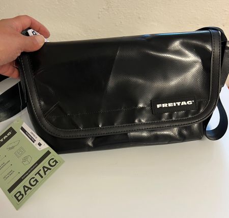 FREITAG F41 HAWAII FIVE-O IN SCHWARZ NEU