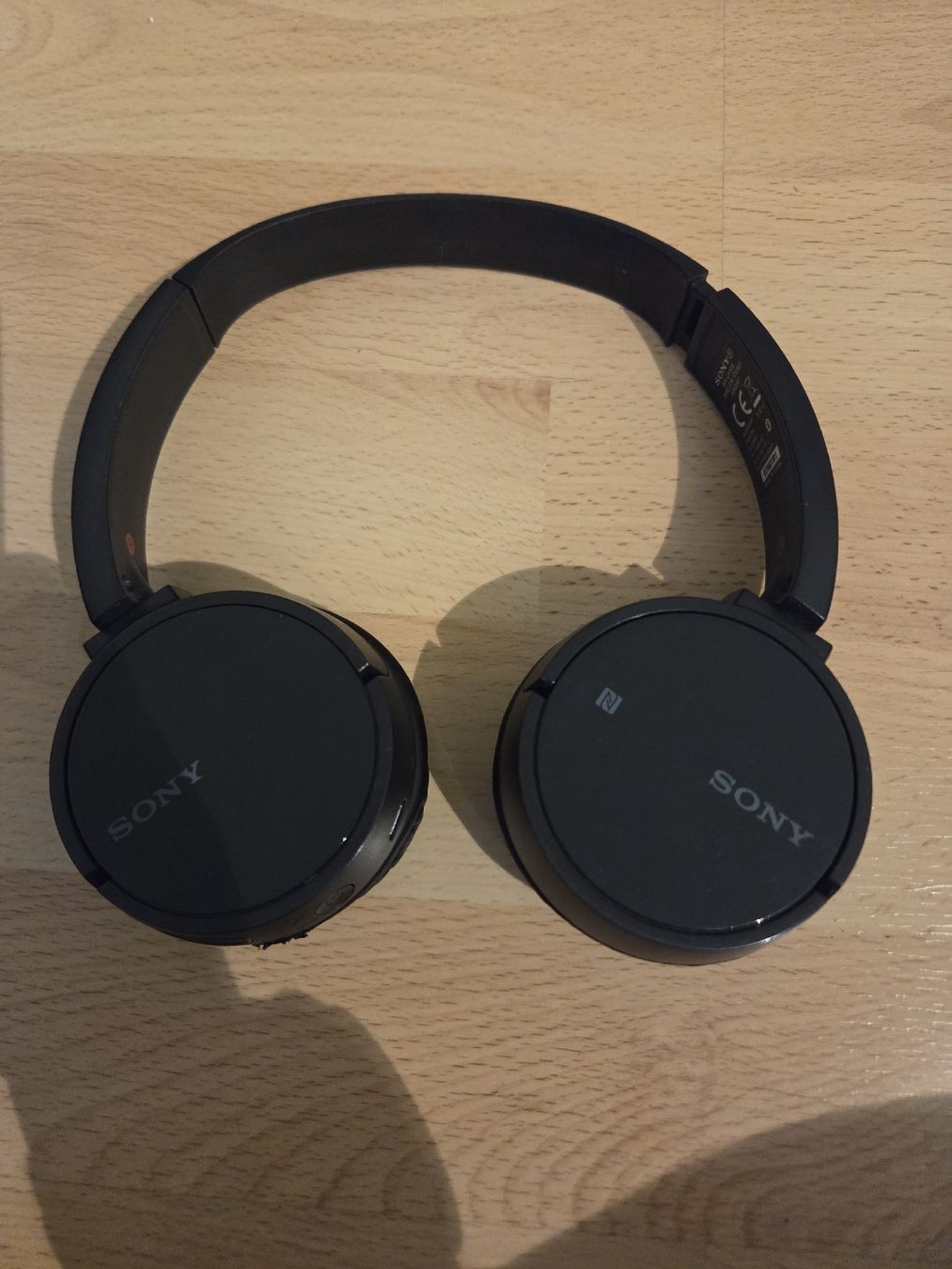 Sony Kopfhörer: Kopfhörer Sony schwarz Bluetooth gebraucht  – Gebraucht aus Goldau von eli_cg8t