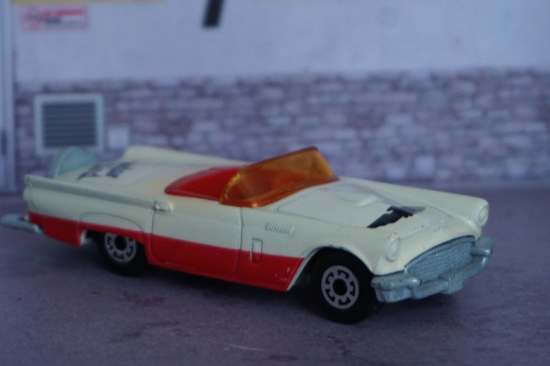 Matchbox Modellautos: Matchbox `57 Thunderbird ALT TOP !!!!!!!!!!!!!!!!!!!!! – Gebraucht aus Reiden von Doppeldecker69