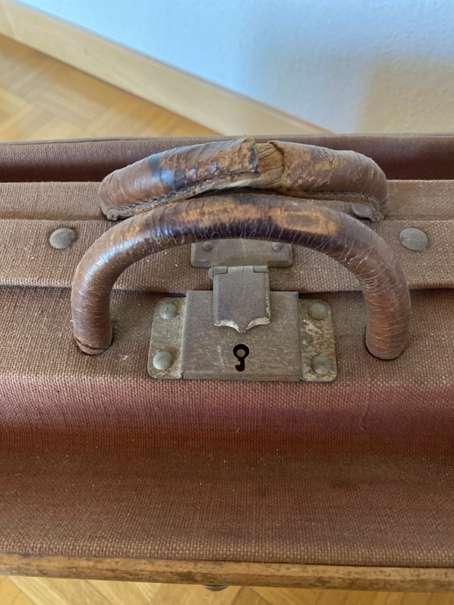 Valigie: Antiker Reisekoffer – Usato da Burgdorf venduto da gre_2ftz 1