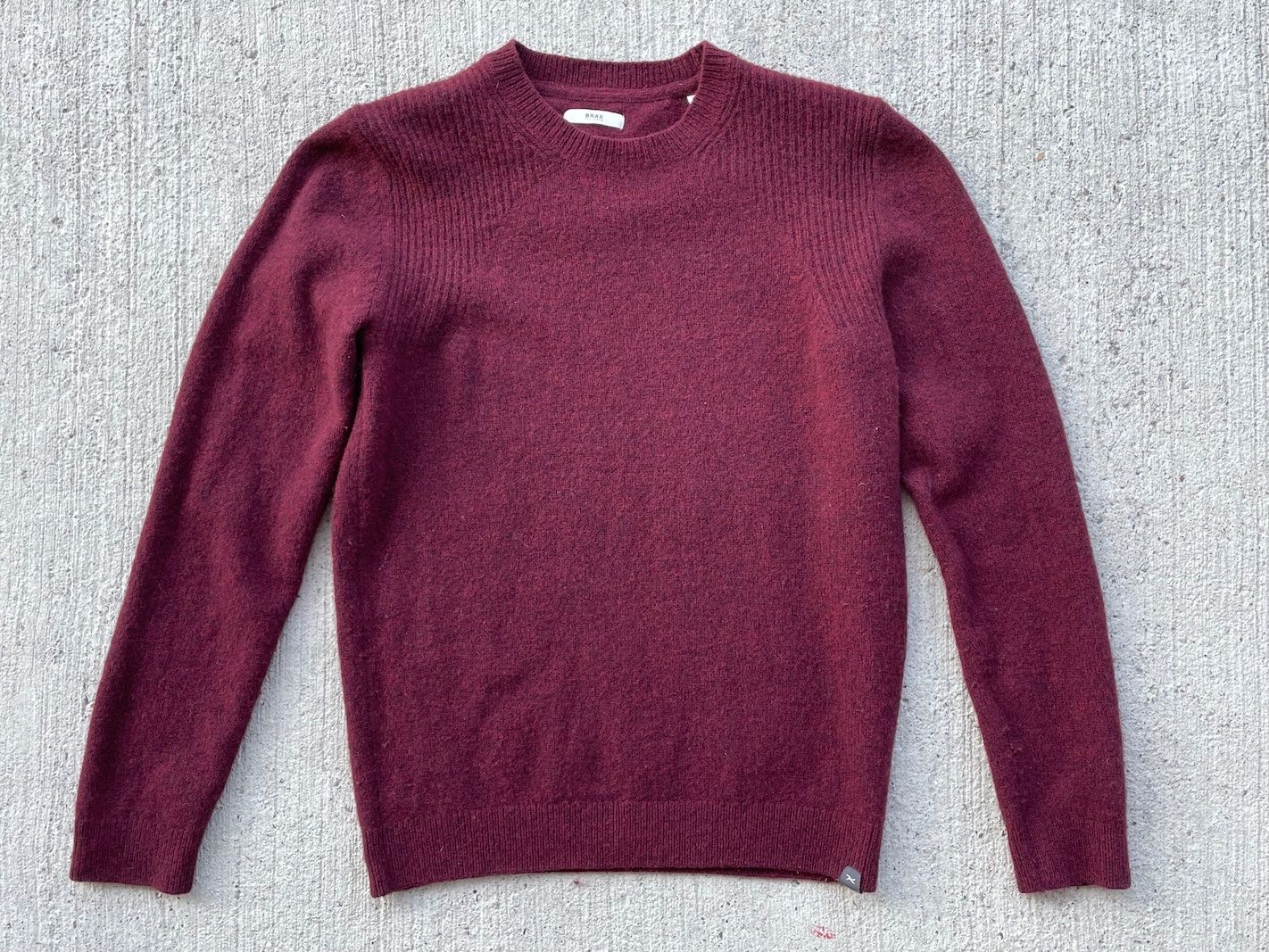 Brax Pullover & Sweatshirts: Brax Pullover, Wolle bordeaux,  Gr. 48 (M) – Gebraucht aus Winterthur von Tabalugi