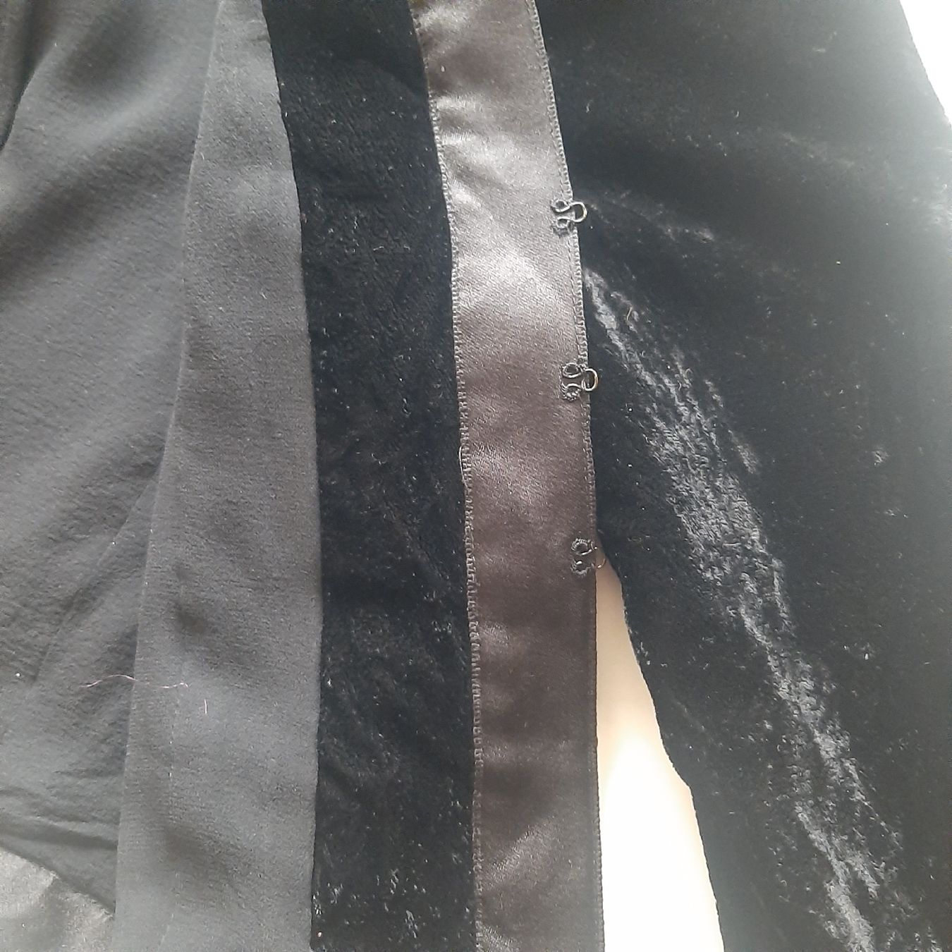 Chanel Jacken: Veste en velours Chanel Boutique – Gebraucht aus Chêne-Bourg von chsandra34 8