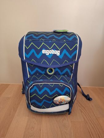 Schulranzen Ergobag blau gemustert guter Zustand