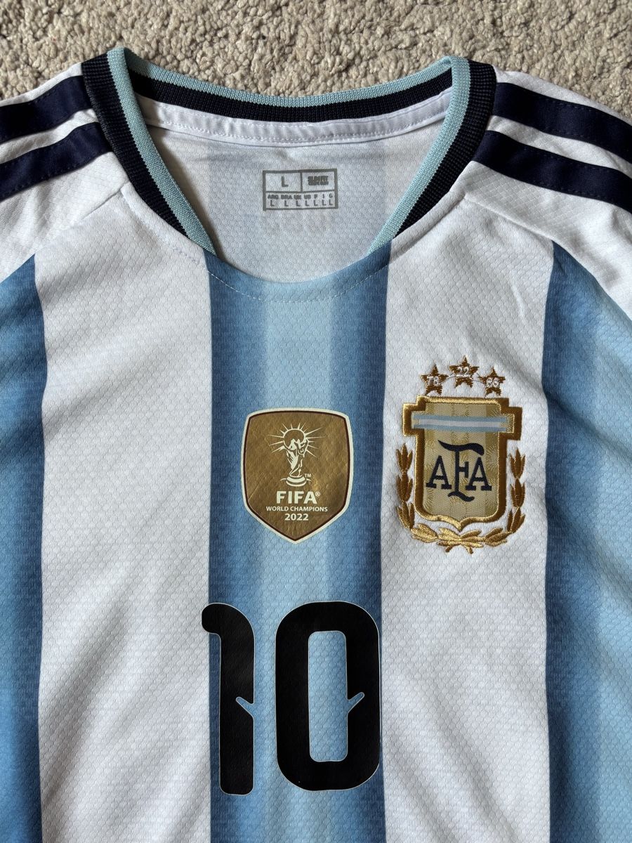 Leibchen & Hosen: Messi Argentinien Trikot Home Gr. L – Gebraucht aus Röschenz von mplush 1