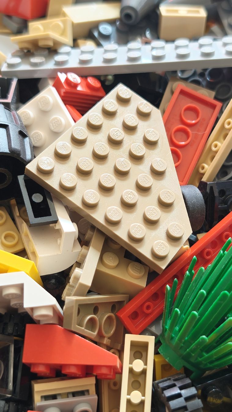 Lego Spielzeuge: Lego Mix ca 1,7 Kilo – Gebraucht aus Effretikon von Superkarin7 2
