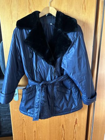 Winterjacke gefüttert Gr.40