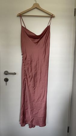 Zara Kleid Gr. L
