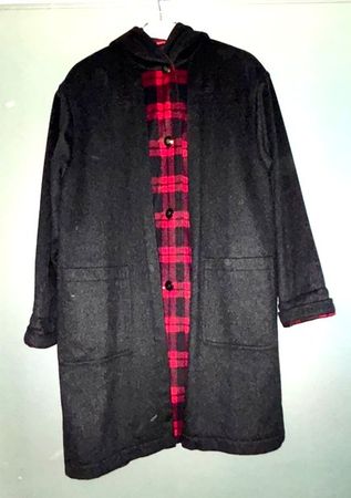 Warmer Wollmantel mit Karomuster Grösse L-XXL