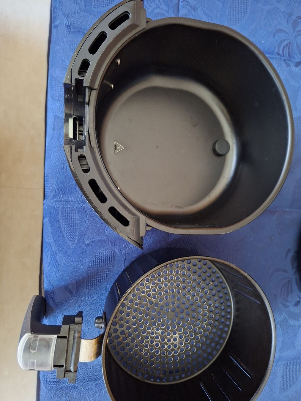 Betty Bossi Elettrodomestici da cucina: Heissluftfritteuse schwarz, Top Zustand! – Usato da Marbach LU venduto da antanarivo 3