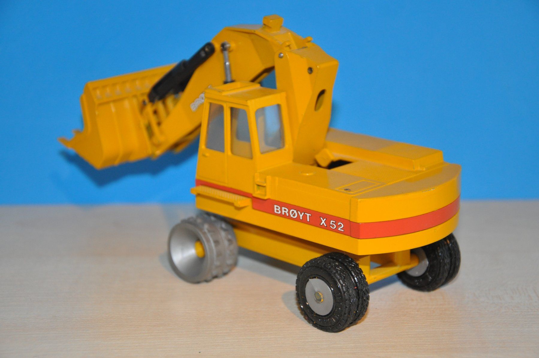 Kit di modellismo & Modellini statici: BROYT X 52 Mobilbagger – Usato da Mitlödi venduto da worker04 1