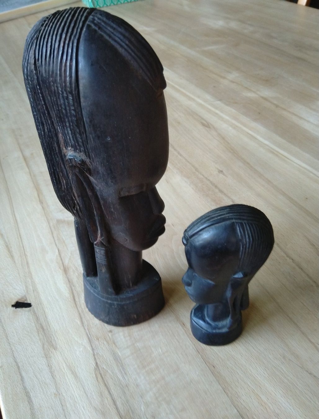 Skulpturen & Statuen: Kenia;  Holzskulpturen Erwachsene und Kind – Gebraucht aus Binningen von blackhorse08 2