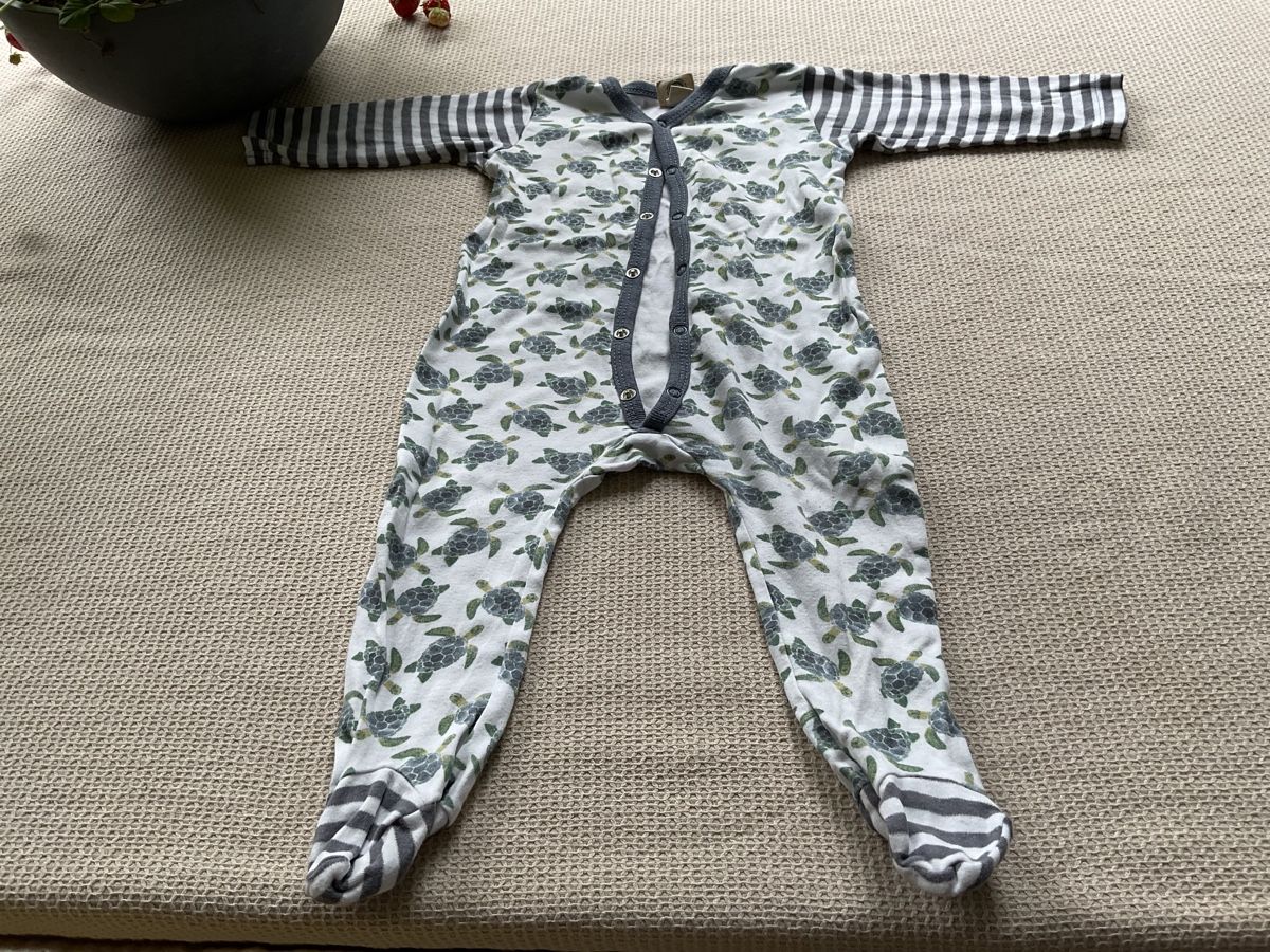 Alana Pigiama & Simili: Alana Pyjama mit Füßen Gr. 62/68 – Usato da Küsnacht ZH venduto da Annelie87