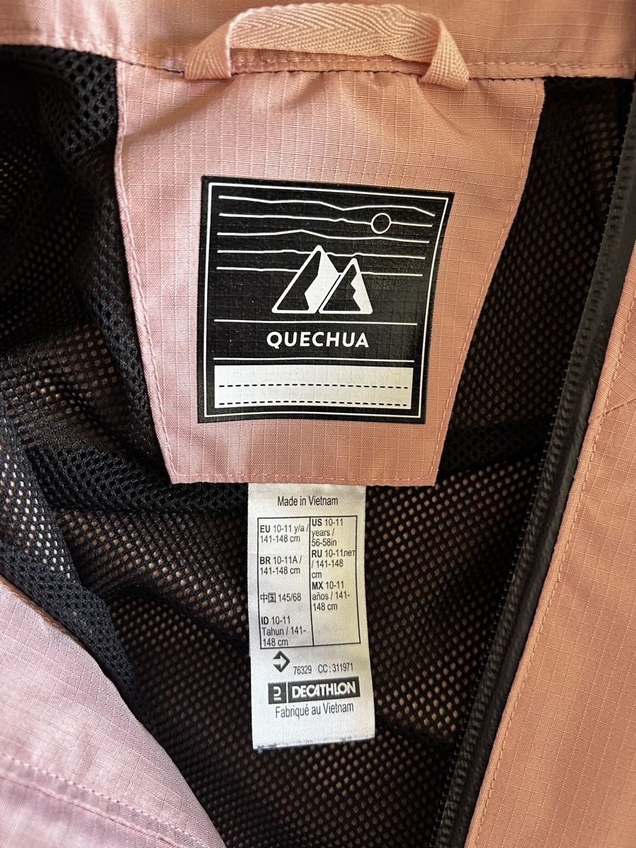 Decathlon Giacche & Cappotti: Veste Quechua de randonnée/imperméable / taille 146 – Usato da Meyrin venduto da Bronx86 3