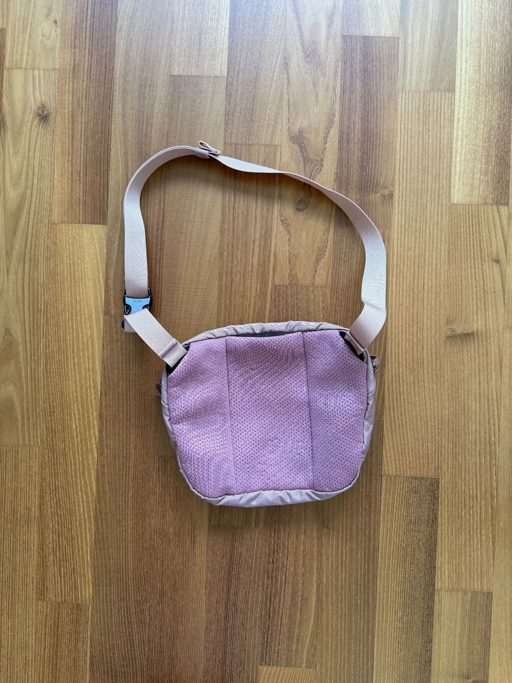 Arcteryx Borse da donna: Arc'teryx Mantis 1 Waist Pack rosa – Usato da Buchs SG venduto da VintageHomeCH 2