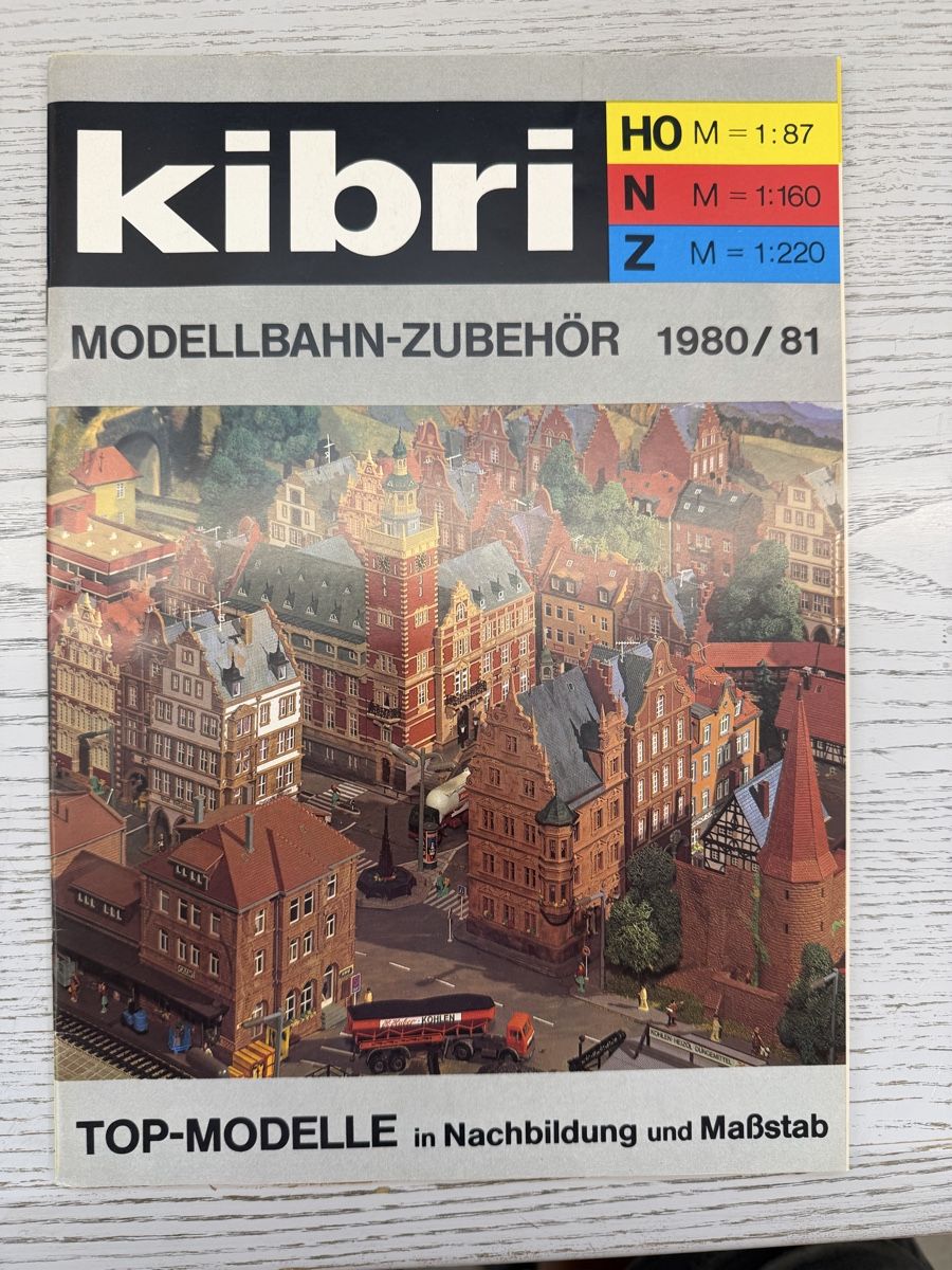 Kibri Modellini di ferrovie: Kibri Katalog 1980/81 – Usato da Lupsingen venduto da New-Haven