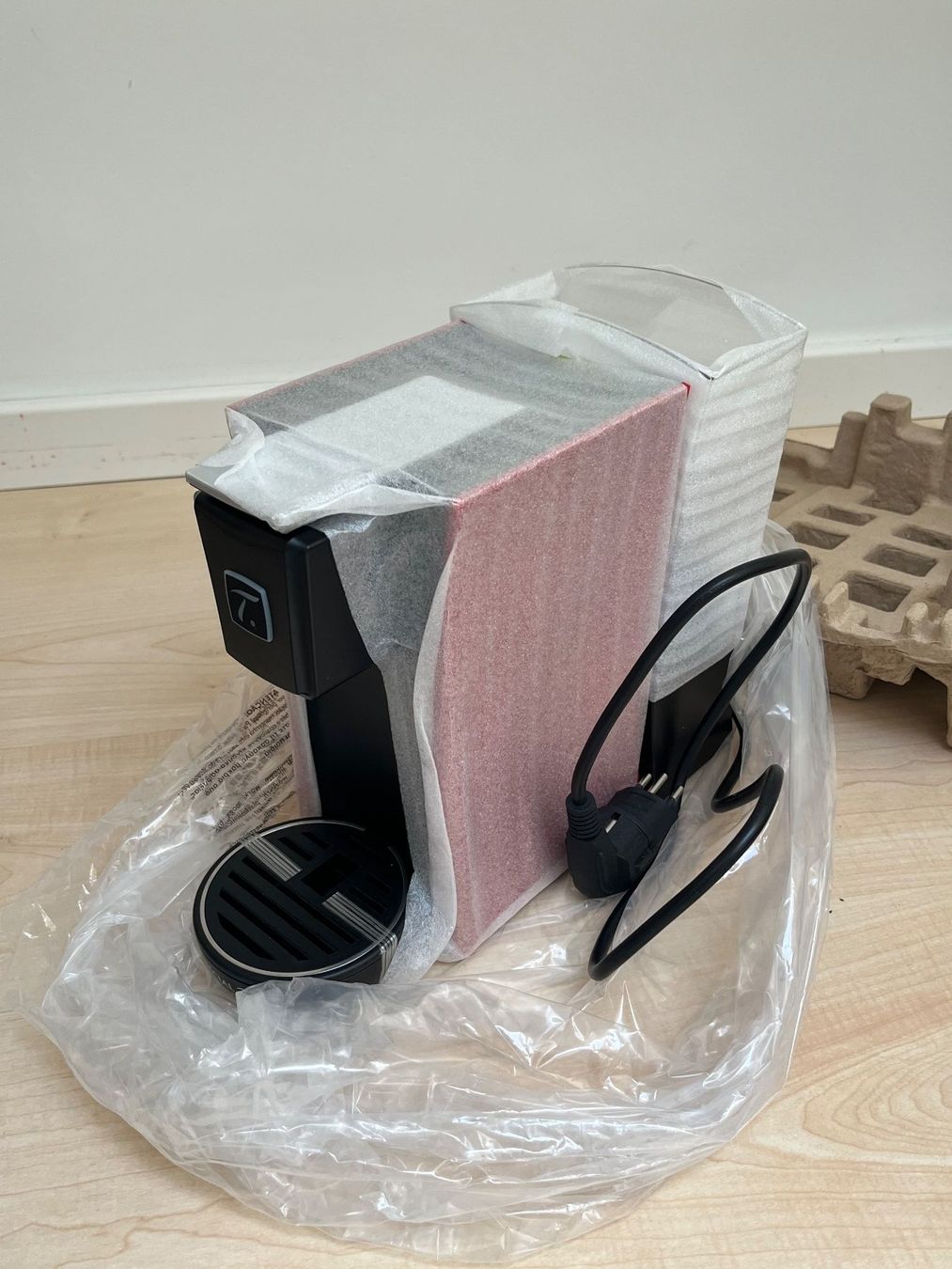 Teekannen: Machine à thé – Neu und originalverpackt aus Tramelan von oez_7fh2 1