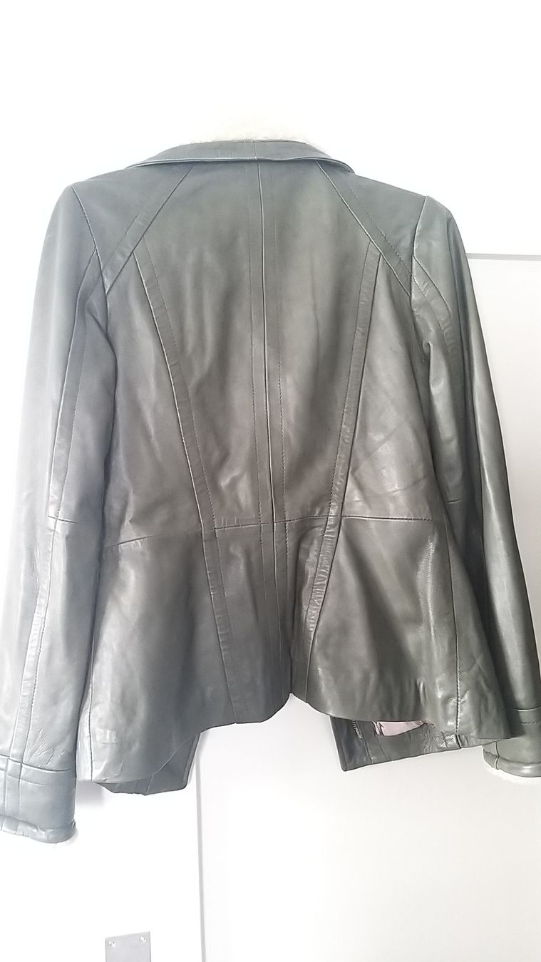 Ted Baker Giacche: Grüne Lammnappa-Lederjacke Ted Baker Gr. S/M – Nuovo (secondo la descrizione) da Niederhasli venduto da Goodquality 4
