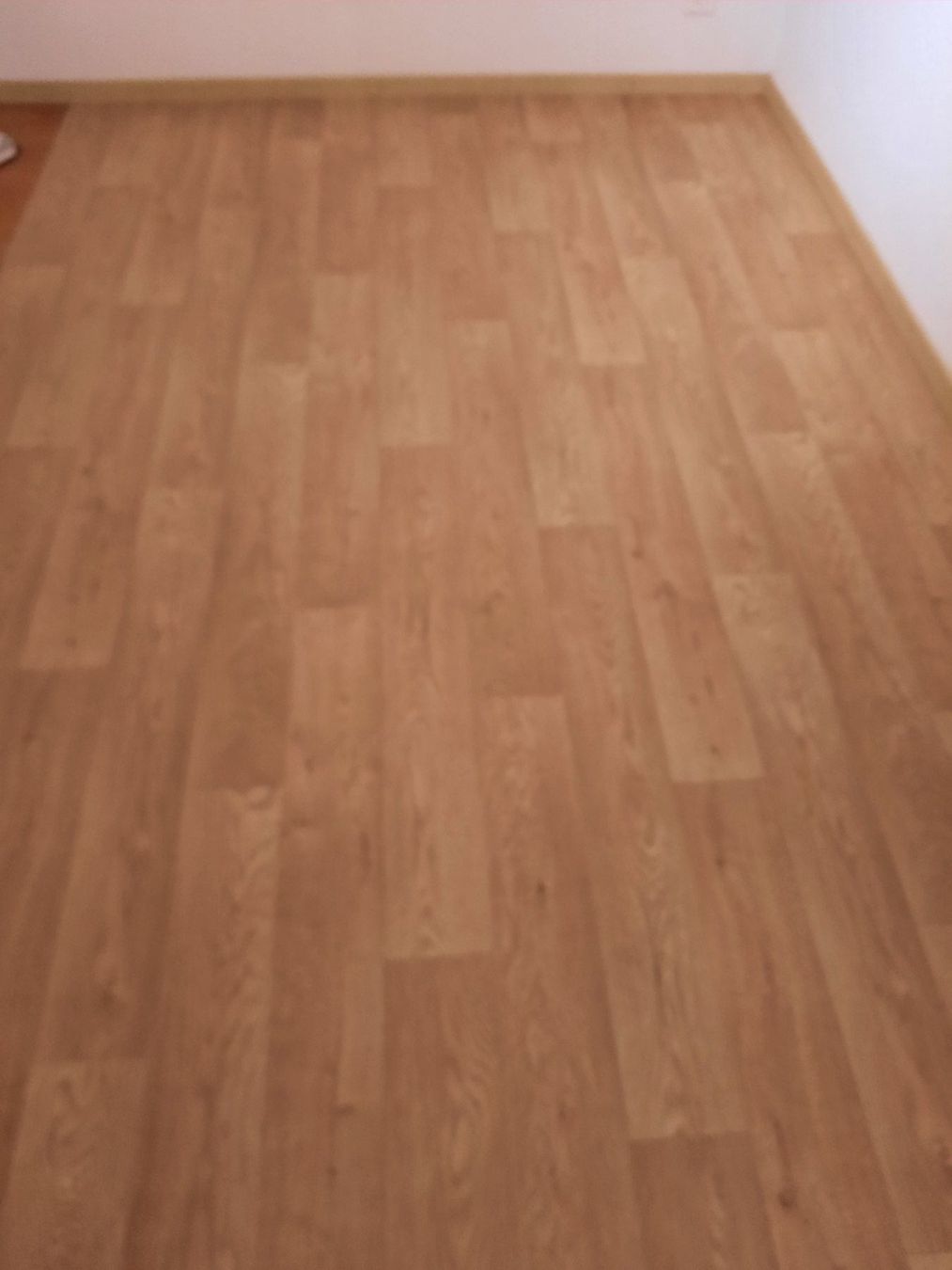 Rivestimenti per pavimenti: PVC Bodenbelag Eiche – Usato da Oberönz venduto da oen_2ymk