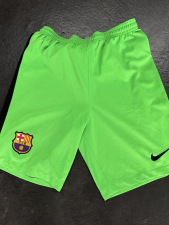 Nike Barcelona Short Grün Gr. L (147-158 CM) - TOP!