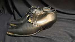 Schwarze Stiefeletten mit Nieten, Grösse 37, Top Zustand!