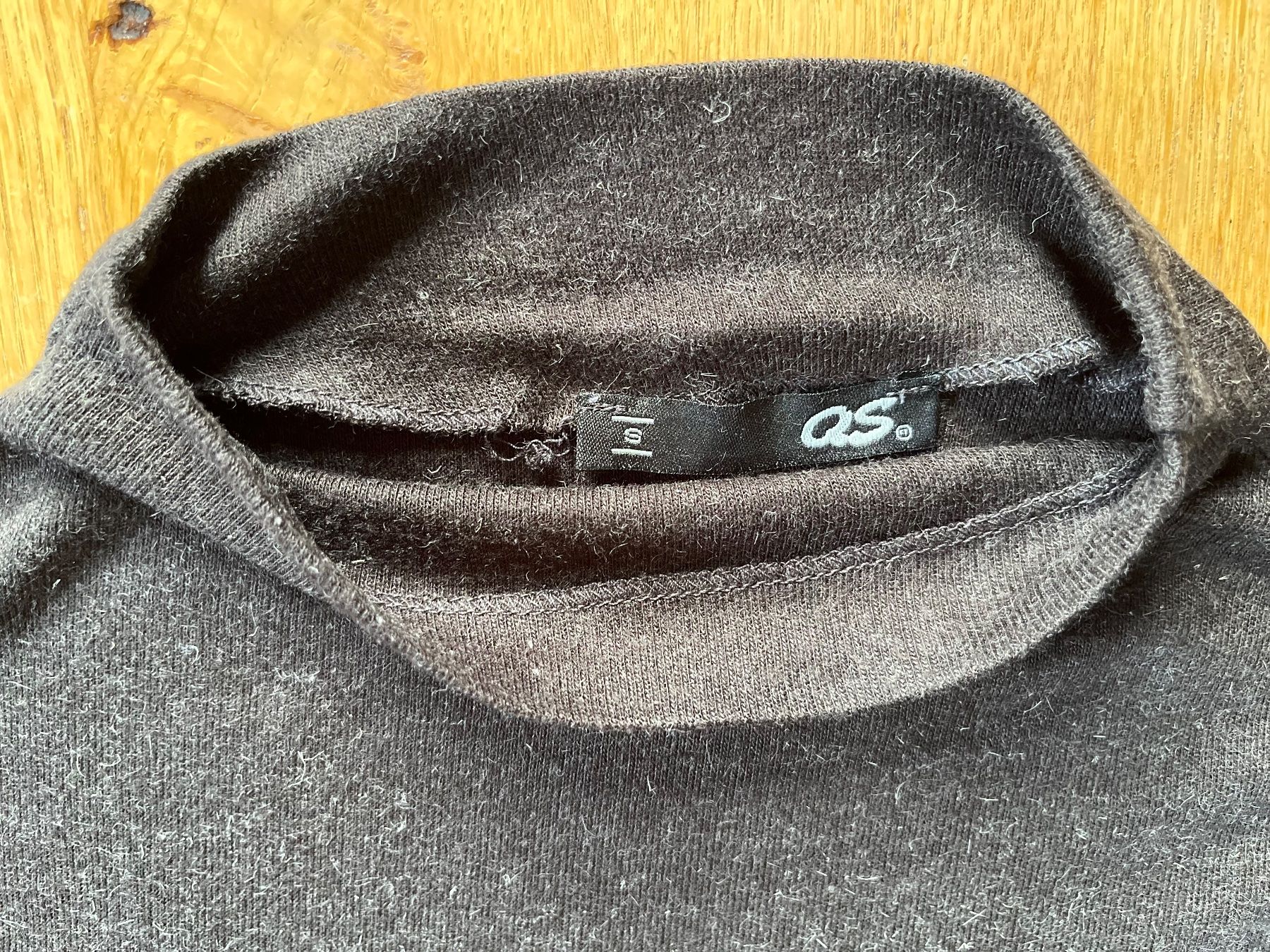 Maglioni & Felpe: Eleganter Pullover mit Cut-Outs der Marke QS – Usato da Arbon venduto da KaSaBo 4