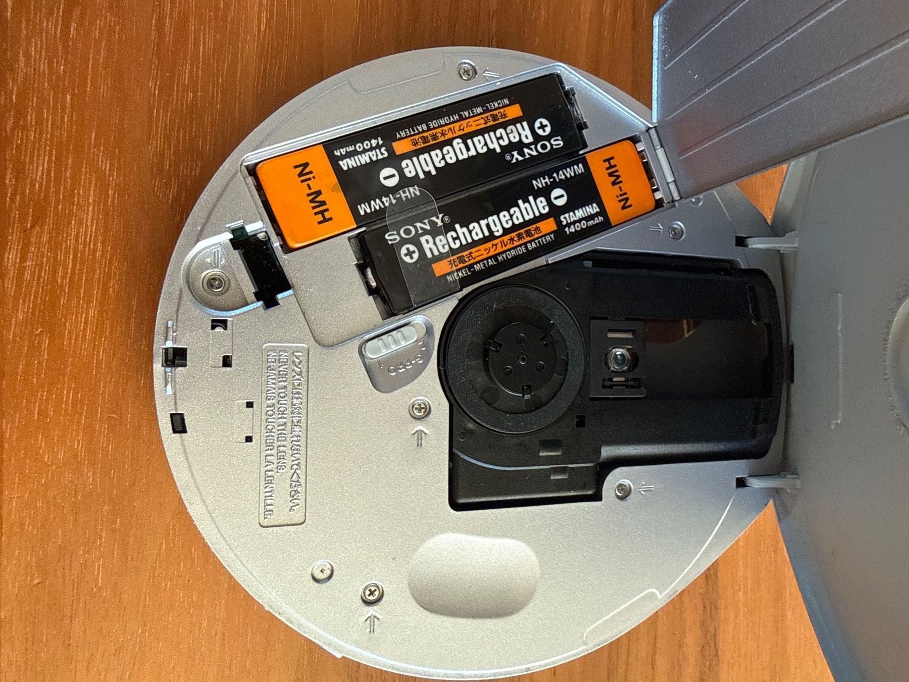 Sony Tragbarer Mediaplayer: Sony CD Walkman D-EJ925 tragbarer Player – Gebraucht aus Zürich von sgmiles 6