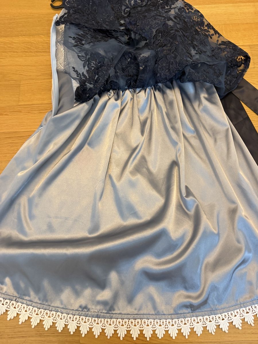 Costumi: Dirndl Grösse 34 – Nuovo (secondo la descrizione) da Aarau venduto da Daniella97 2