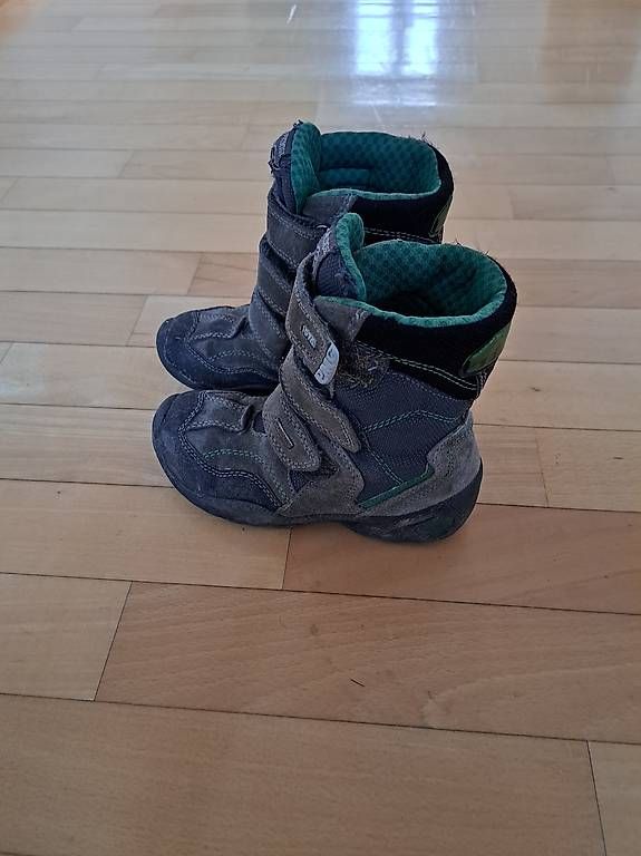 Scarpe per ragazzi: Winterstiefel Grösse 28 – Usato da Winterthur venduto da Sandra0110 1