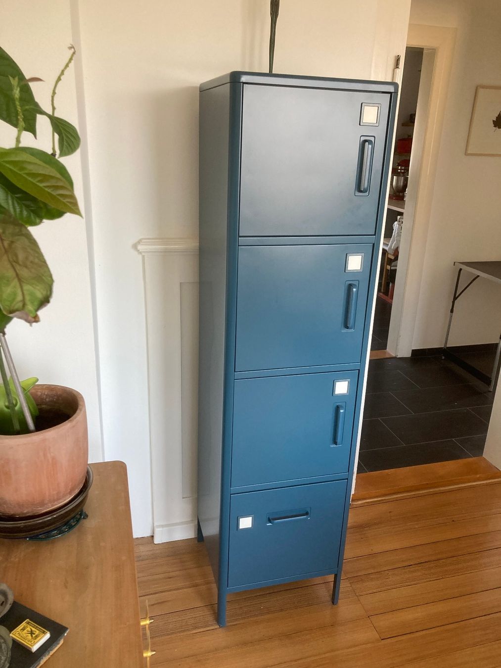 Ikea Schränke: Stahlschrank – Gebraucht aus Neunkirch von Naviagtor 2