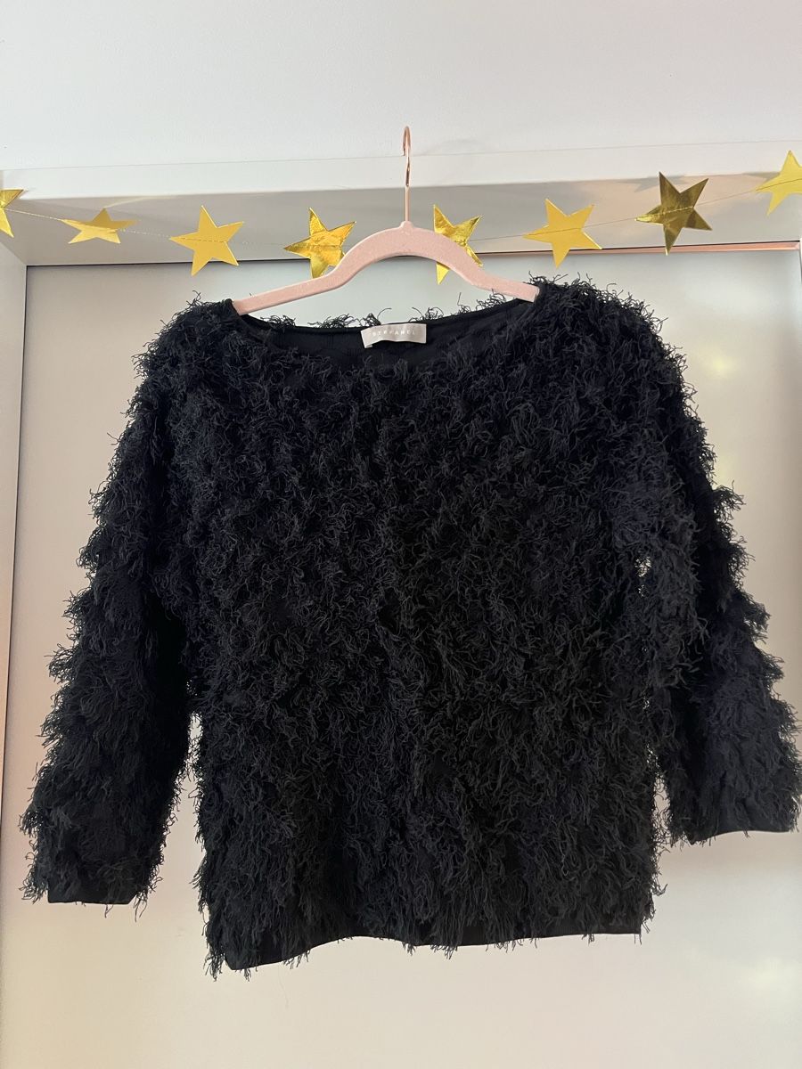 Stefanel Maglioni & Felpe: Stefanel Pullover schwarz mit Fransen Grösse M neuwertig – Usato da Zürich venduto da Closetbesties